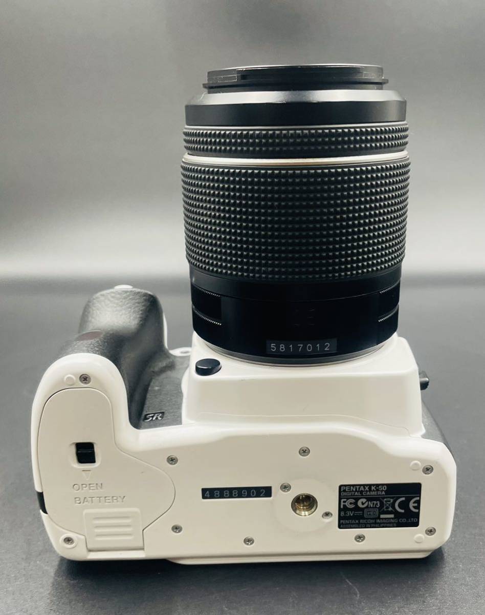 ペンタックス PENTAX K-50ホワイト レンズキット DAL 50-200mm F4-5.6 ED WR (4888902) _画像3