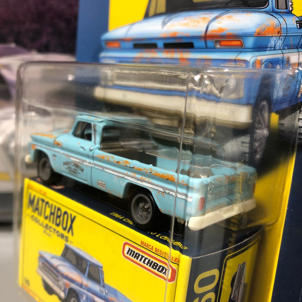 Amazon限定 マッチボックス コレクション 1964 CHEVY C10 LONGBED '64 シェビー C10 ロングヘッド_画像3