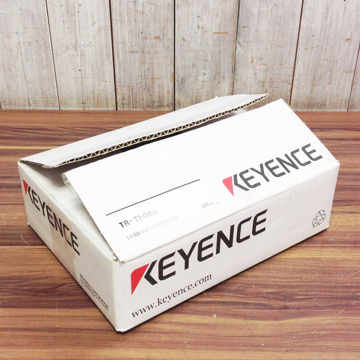 【AH-03863】未使用品 KEYENCE キーエンス 高精度温度・電圧計測ユニット TR-TH08A_画像5