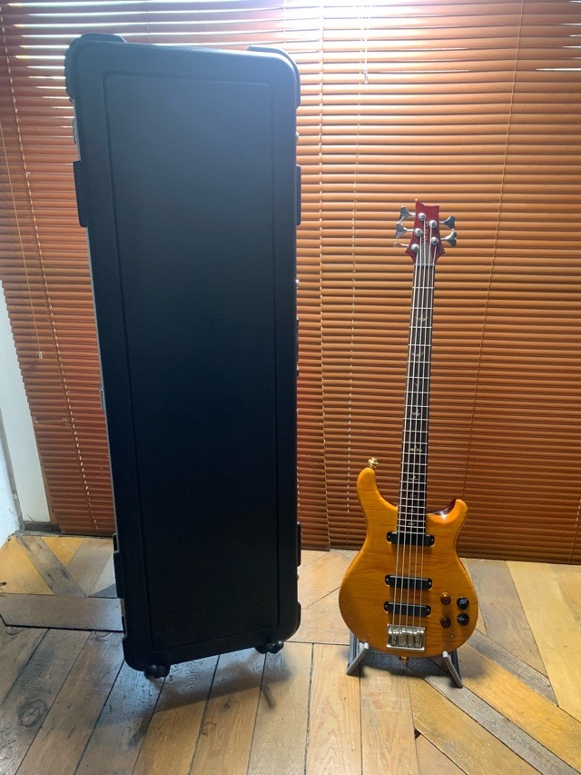 プレイヤーコンディション中古 傷あり 5弦Bass PRS Curly Bass 5 no.890119 ハードケース付き＋おまけ ポールリードスミス 200サイズ発送_画像1