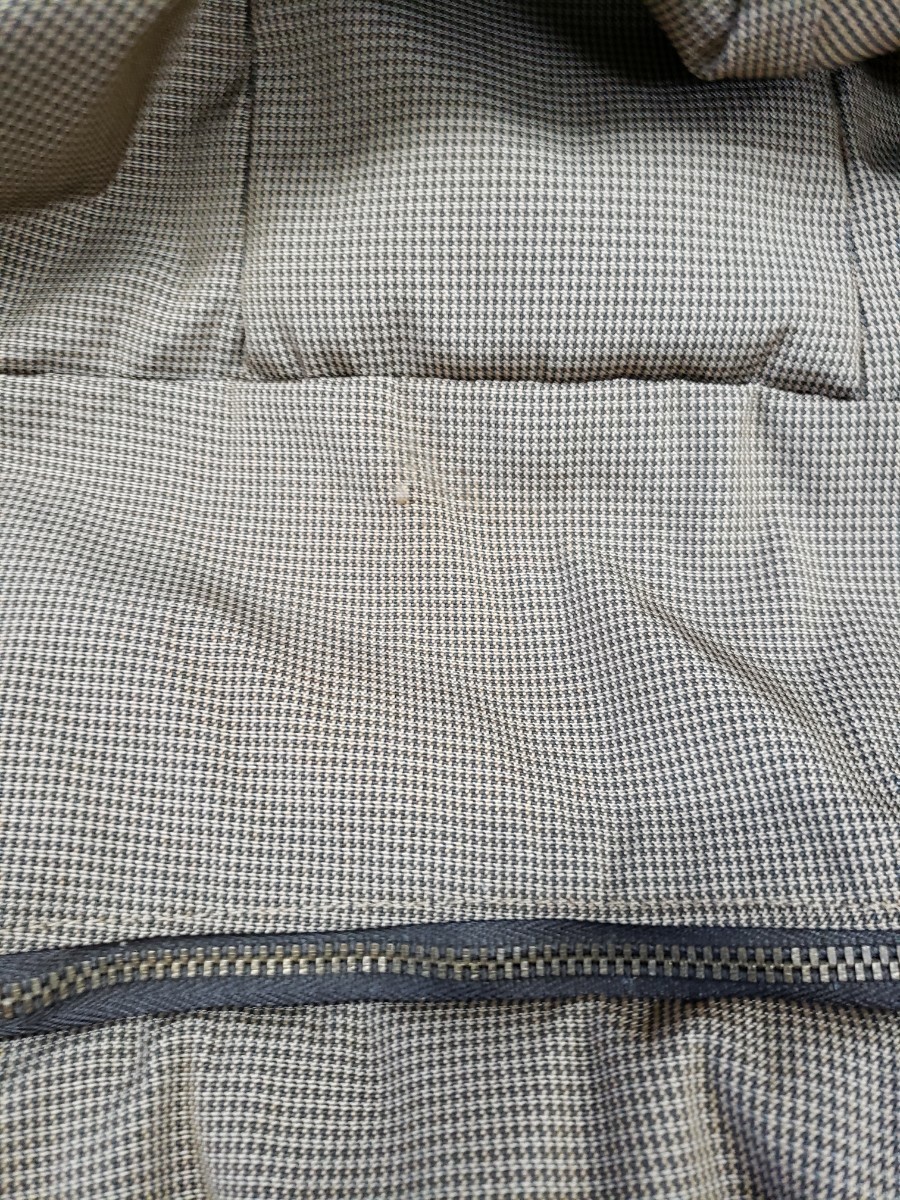 OLD MONCLERダウンハーフコート 千鳥格子 ブラウン 黒タグ size2 OLD MONCLERダウンハーフコート 千鳥格子 ブラウン 黒タグ size2