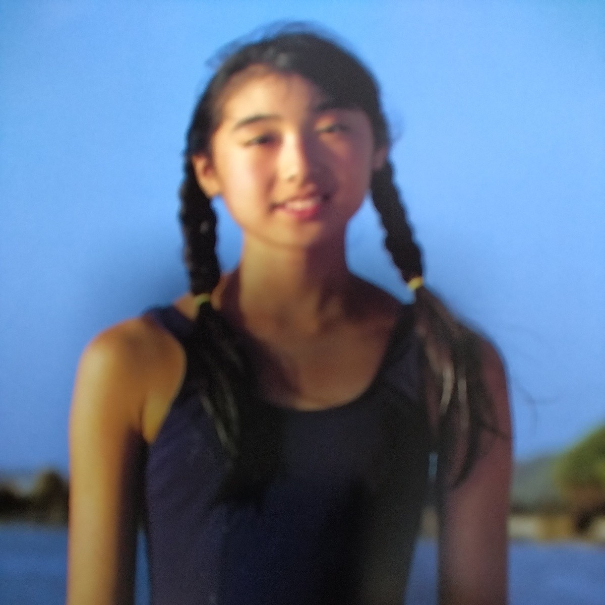 ジュニアアイドル写真集「Jump Off」内田由衣大谷奈那実高橋梓 ジュニアアイドル写真集「Jump Off」内田由衣大谷奈那実高橋梓
