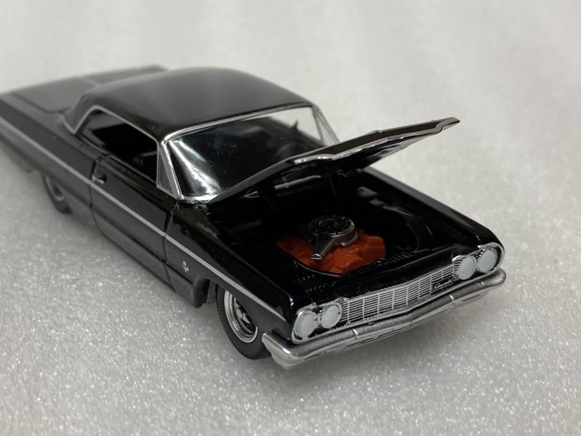 即決 グリーンライト Greenlight 1/64 シボレー インパラ 1964 CHEVROLET IMPALA ブラック ローライダー 中古品 希少 絶版_画像4