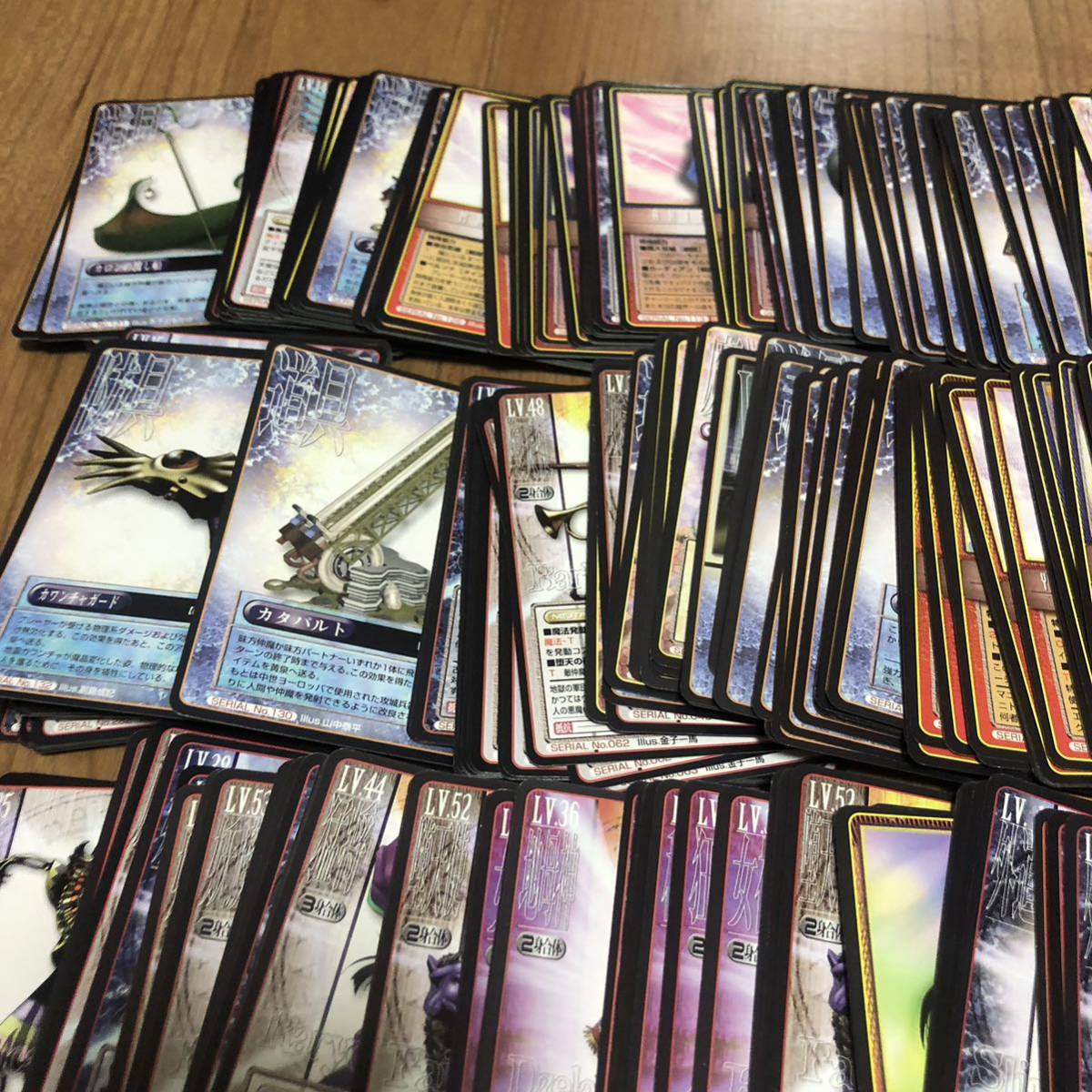 真・女神転生 TCG トレーディングカード トレカ まとめ まとめ売り 800枚以上　_画像2