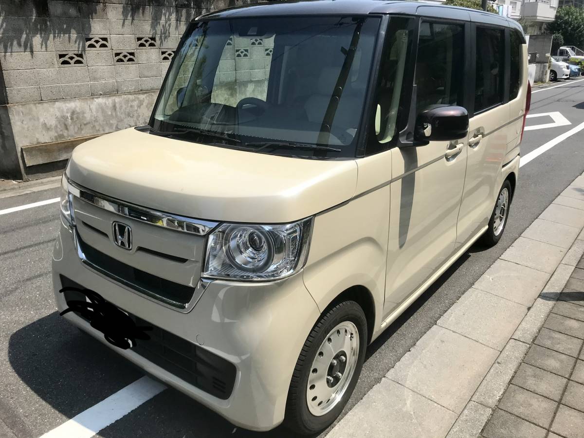 ホンダNBOX ホンダセンシング　2018年　個人出品　1.4万km 美車　諸費用全て込み_画像2