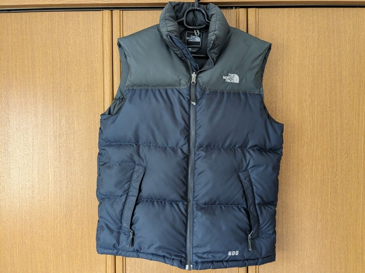 ザ　ノースフェイス　センターロゴ　ダウンベスト　XLサイズ　600 ネイビー　ダークグレー　THE NORTH FACE