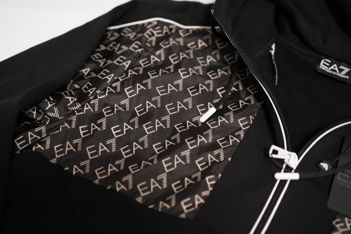 EA7 ラグジュアリースポーツウェア セットアップ EMPORIO ARMANI EA7 ラグジュアリースポーツウェア セットアップ EMPORIO ARMANI