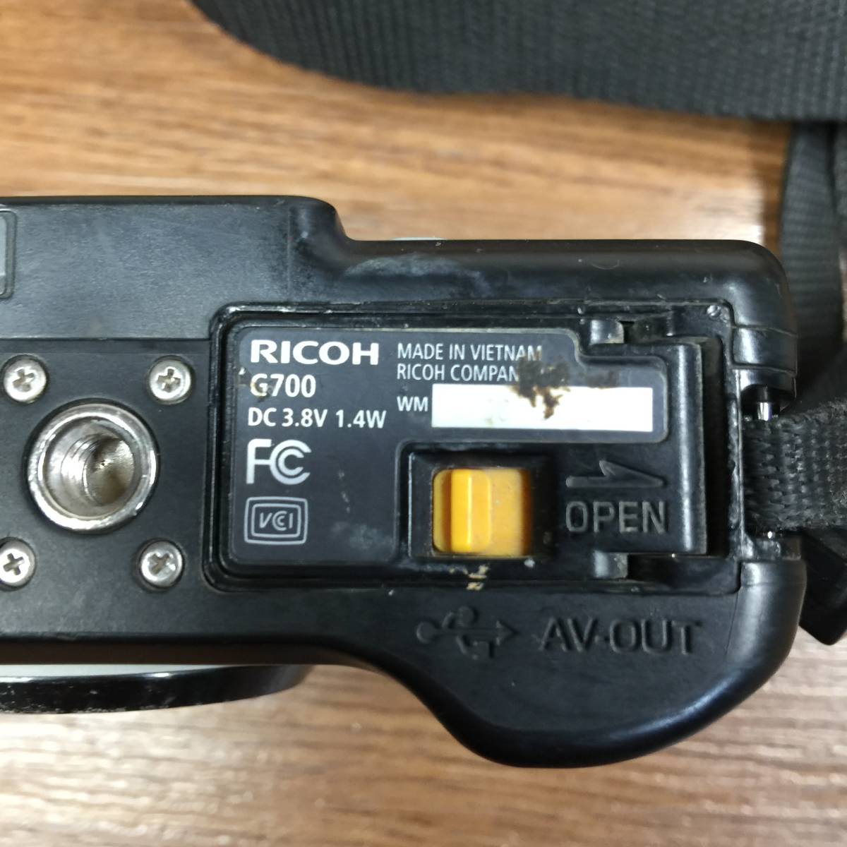 『使用感あり』RICOH リコー コンパクトデジタルカメラ G700 本体のみ 現状品_画像9