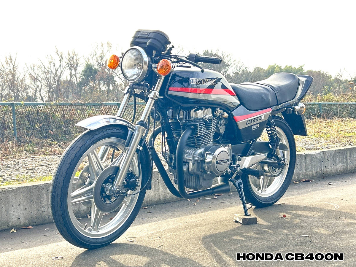 CB400N バブ/ホークⅢ ホンダ旧車絶版車 ブラックカラー エンジン始動走行可能 ブレーキ作動正常 HAWKⅢ 社内敷地で簡易走行テスト済_画像1