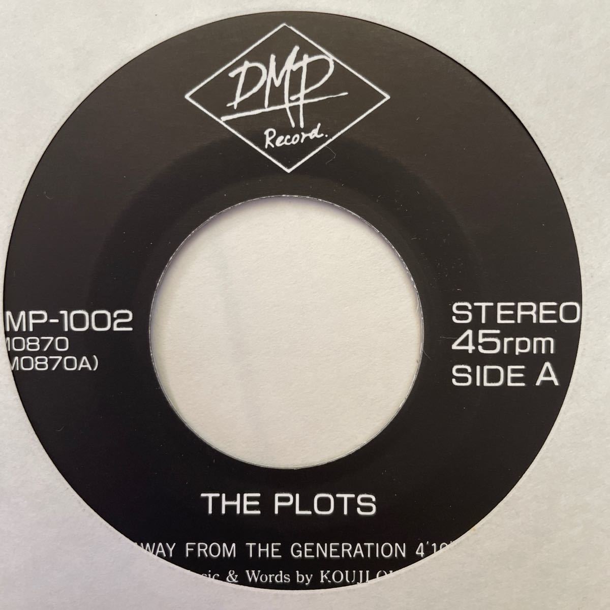 【自主盤/美盤/EP】THE PLOTS / AWAY FROM THE GENERATIONS / 寂れた街の片隅で コジマ録音 DMP-1002 PUNK ロカビリー_画像4