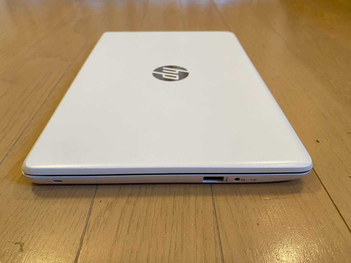 HP Stream Laptop 11-ak0009TU Celeron N4020/メモリ4GB/eMMC 64GB/11.6インチ_画像3