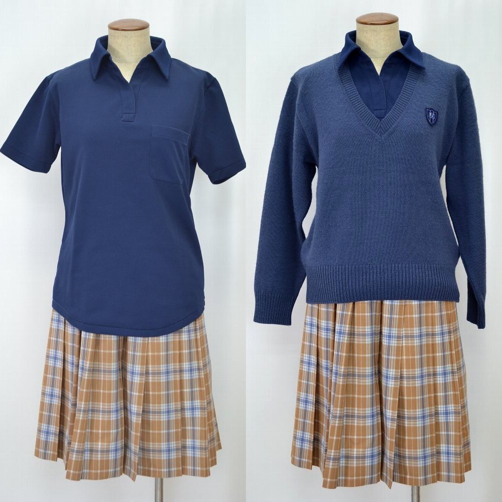 東京都 品川女子学院 中等部 高等部 制服 一式 コンプリート 冬服 夏服 セーター ソックス Pコート 鞄 ローファー 競泳水着 等 24点セット_画像2