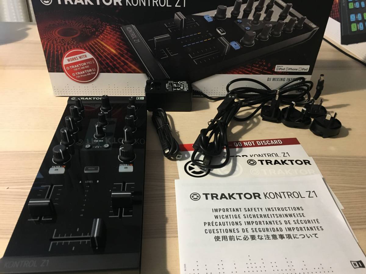 Traktor Kontrol Z1, X1 mk2, F1 3 point set DJ controller 