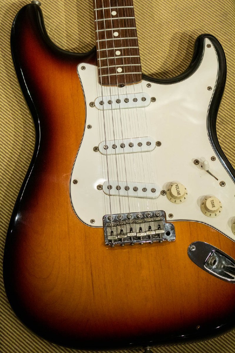 ♪Fender American Vintage '62 Stratocaster フェンダー アメリカンヴィンテージ ストラトキャスター エレキギター ☆D 1228_画像1