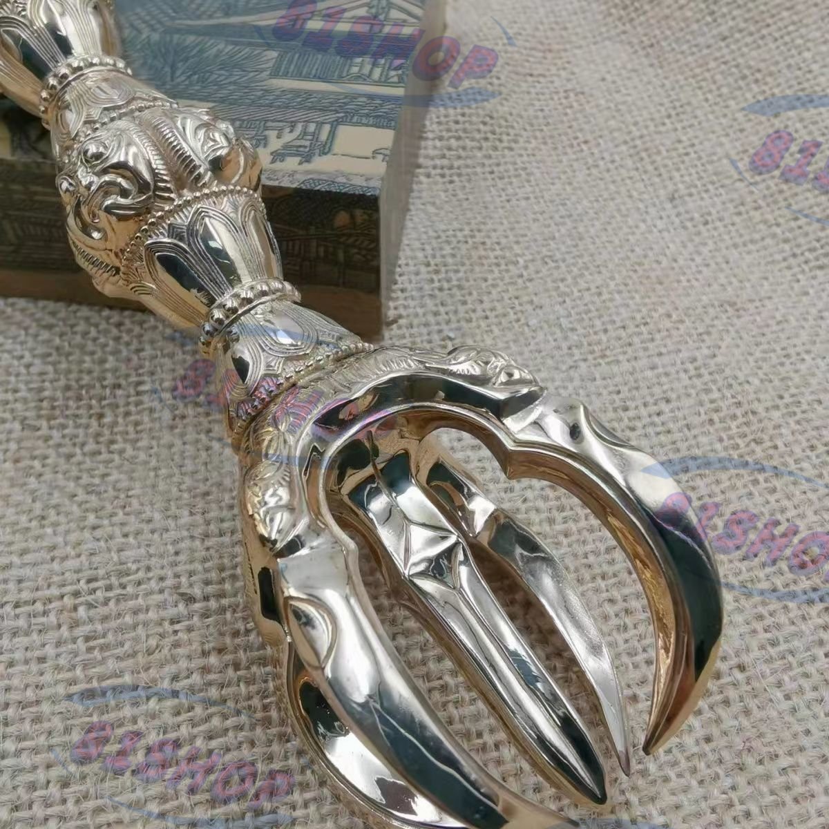 81SHOP」極上品 「寺院仏具 密教法具」真言宗 鬼面型 五鈷杵 81SHOP」極上品 「寺院仏具 密教法具」真言宗 鬼面型 五鈷杵