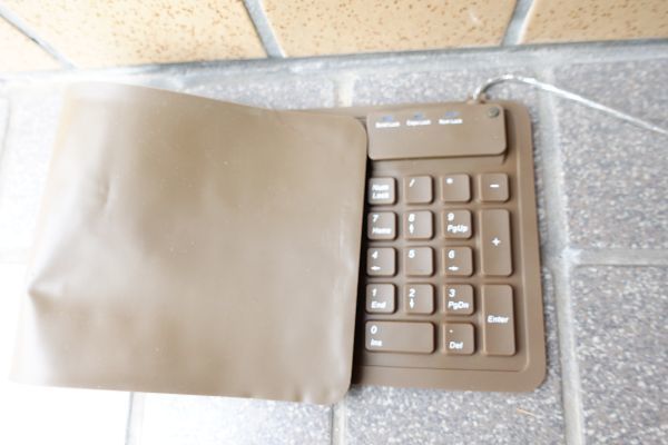 チョコレート　シリコンキーボード　防水　コンパクト　かわいい　USBキーボード_画像6