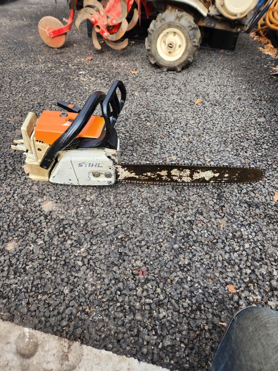 STIHL　スチール　MS　MS240　エンジンチェーンソー　チェンソー　チェーンソー　エンジン　圧縮あり　即決_画像6