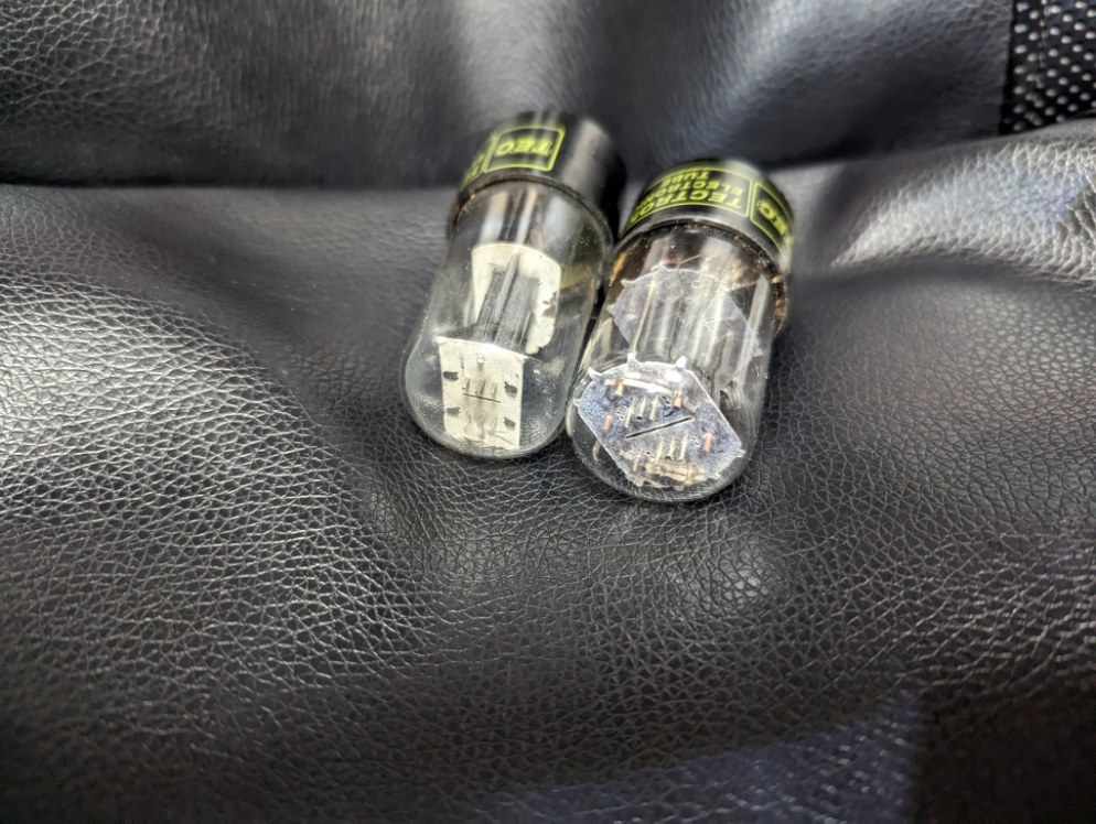 TEC 6SN7GT　TECTRON ELECTRONIC TUBE　中古２本　_画像3