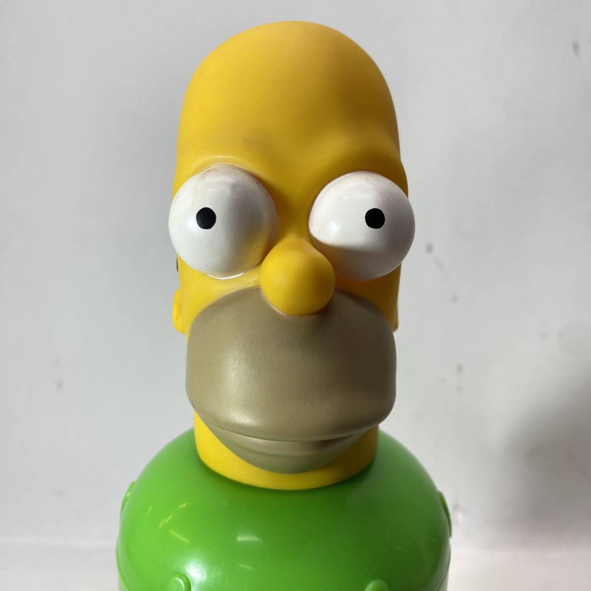 the Simpsons C.C.Lemon ペットボトルクーラー ケース ホルダー シンプソンズ ホーマー レモン 置物 インテリア 飾 コレクション_画像4