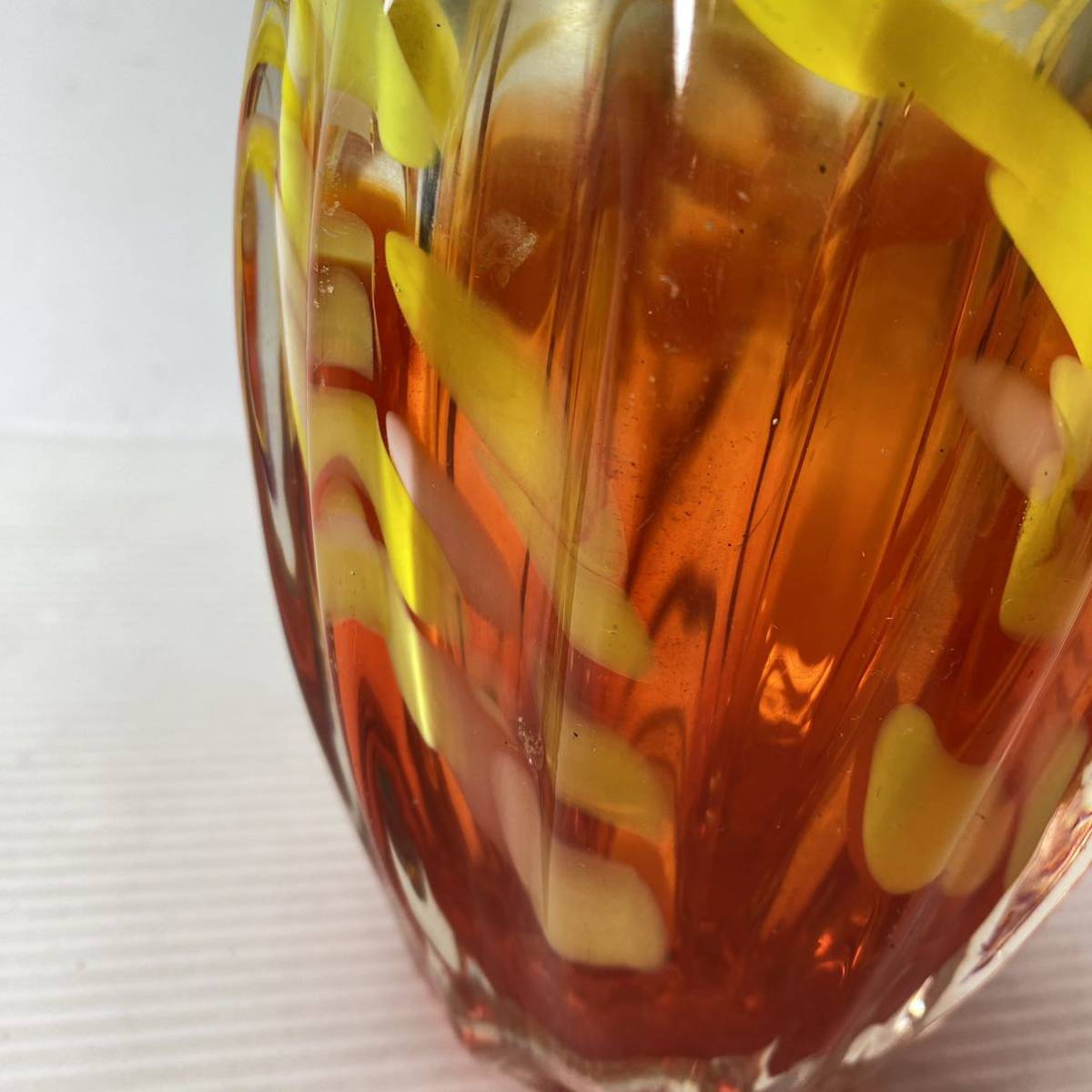 ダイアモンドグラス ガラス製 花瓶 フラワーベース 硝子 マーブル オレンジ系 花器 花入 花刺し レトロ 置物 インテリア 飾 ジャンクの画像8