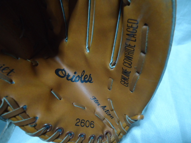 即決　ＵＳ　コカコーラ　グローブ　左手用　茶色　MLB　ボルチモア オリオールズ　野球_画像6