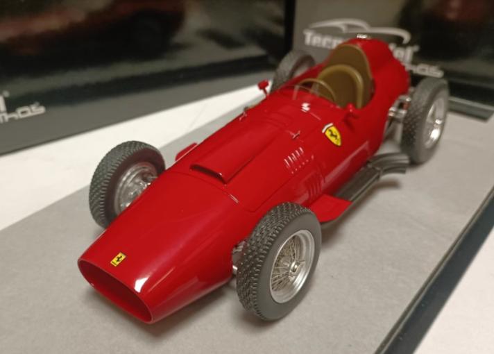 Tecnomodel 1/18 フェラーリ F801 F1 GP 1957