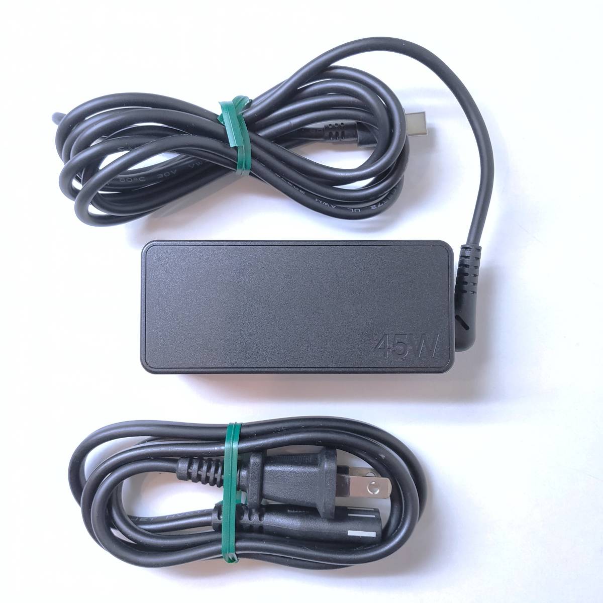 送料無料 国内発送 美品 Lenovo USB Type-C ACアダプター 45W 20V 2