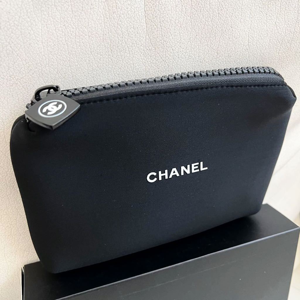 新品未使用 シャネル CHANEL ポーチ化粧ポーチ コスメ　ノベルティ ロゴ ブラック 黒 小物入れ 送料無料 ブランド_画像1