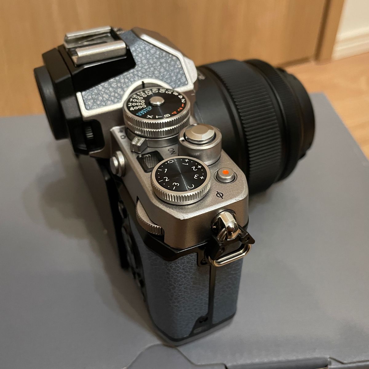 Nikon Zfc シルバー本体とレンズ DX 24mm F1 7|Yahoo!フリマ Nikon Zfc シルバー本体とレンズ DX 24mm F1 7|Yahoo!フリマ