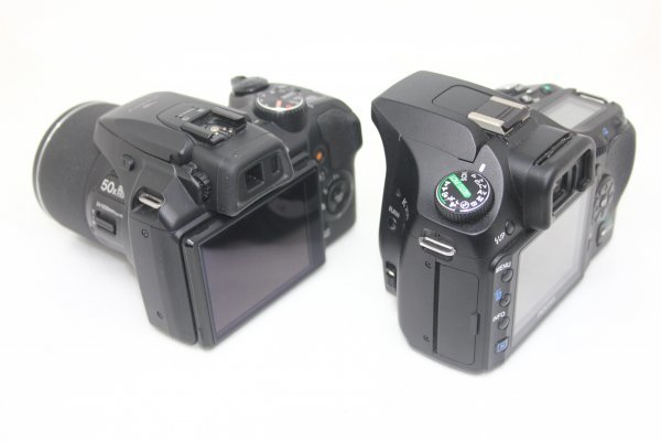 【カメラ2台まとめ売り】PENTAX K200D・FUJIFILM SL1000 #0093-710の画像2
