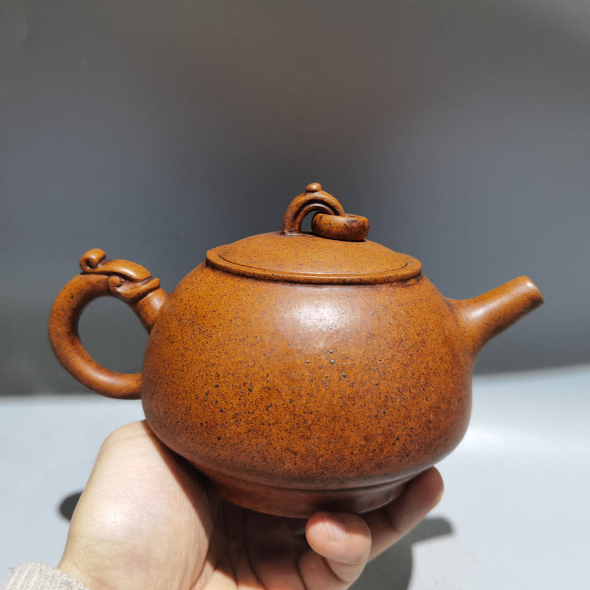 【蔵友館蔵品・紫砂壺・柴燒壺・朱可心款・龍骨金砂】・茶道品・希少珍品・賞物・中国古美術_画像4