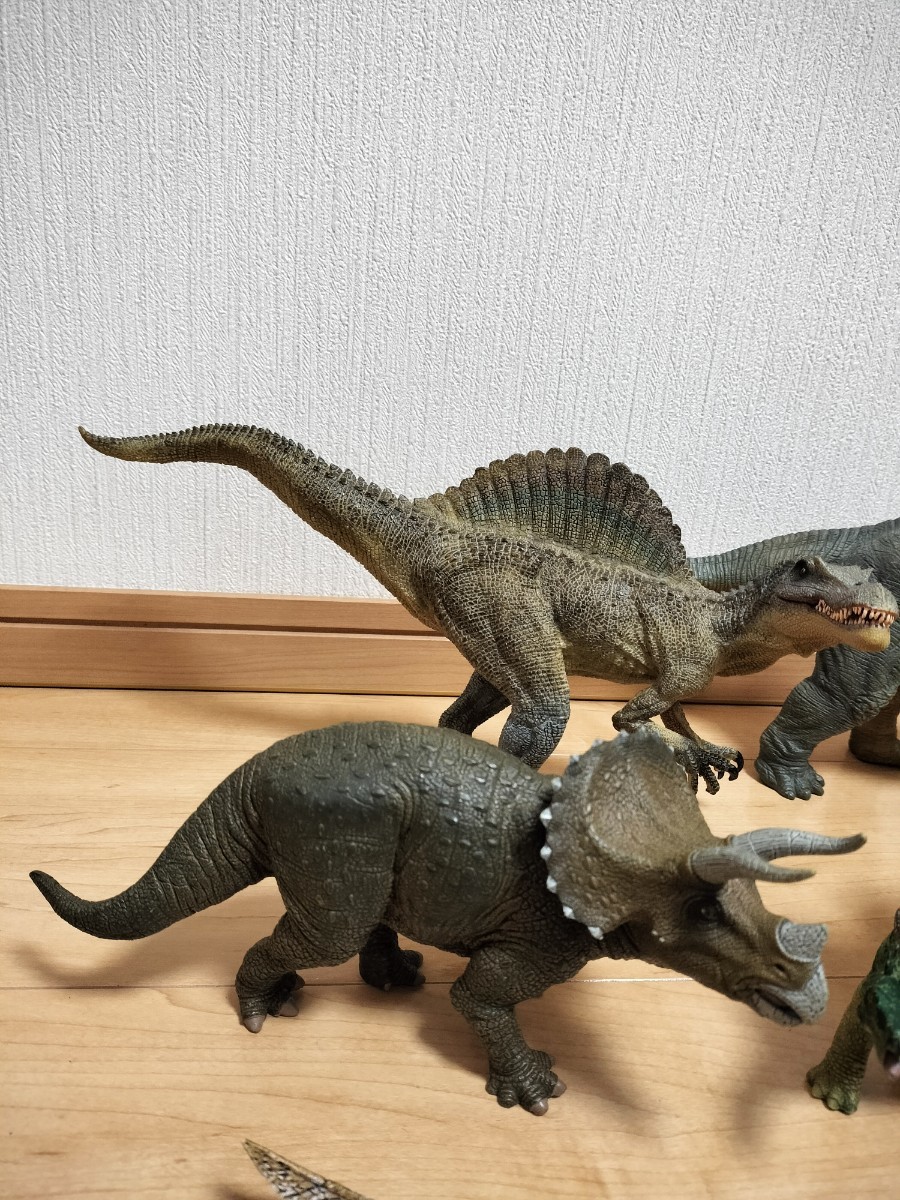 パポ　papo PAPO 恐竜　12体　ティラノサウルス　アロサウルス　ブラキオサウルス　トリケラトプス　ステゴサウルス　プテラノドン　_画像2