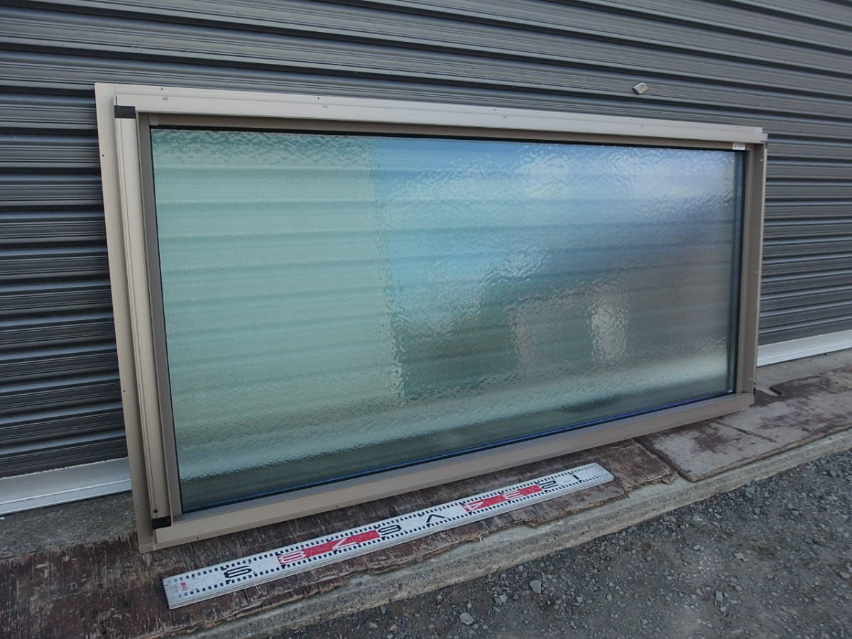在庫品 アルミサッシ LowE 型 ペアガラス LIXILサーモスL FIX窓 15707 (16007) シャイングレー _内観