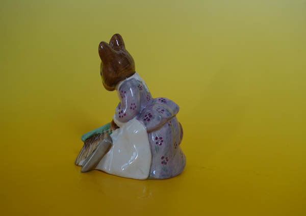  ceramics city x Vintage goods ornament bezwikBeswickfigyu Lynn animal Britain fnka* moon ka Peter Rabbit 