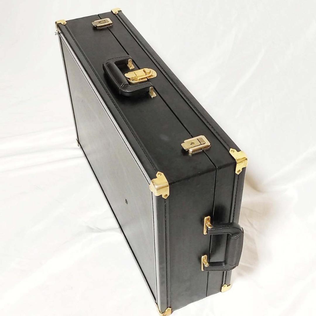 HOLTON ホルトン ホルン用 ハードケース 鍵付き 楽器 器材 HOLTON ホルトン ホルン用 ハードケース 鍵付き 楽器 器材