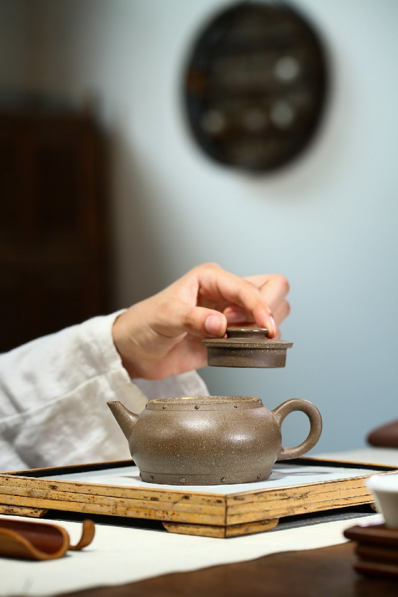 一等品 紫砂壷 茶壺 手作り 茶壷 茶入 煎茶道具 煎茶道具急須 常滑焼 茶器 茶道具 工芸品陶芸 容量：250ML_画像6