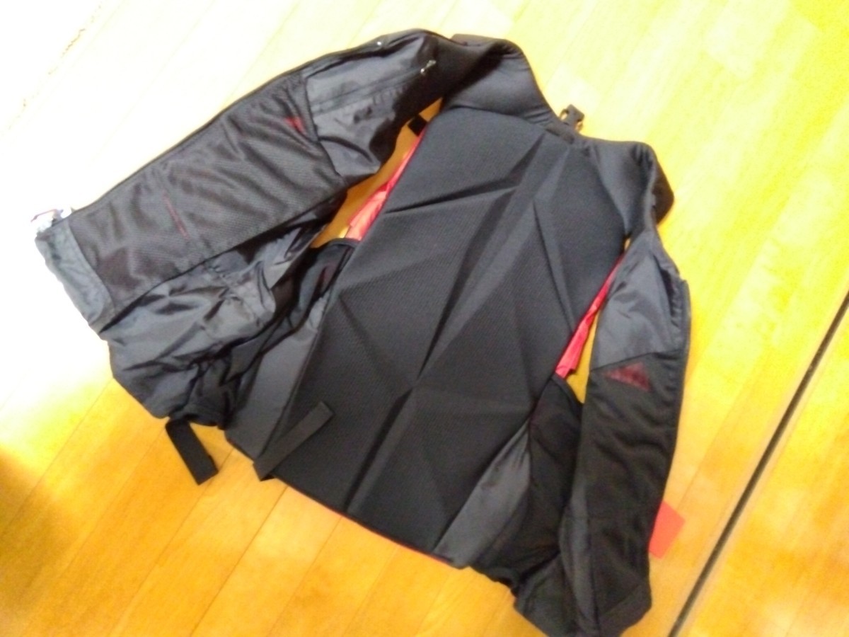 The North Face Patrol Vest with Attached Backpack ノース The North Face Patrol Vest with Attached Backpack ノース