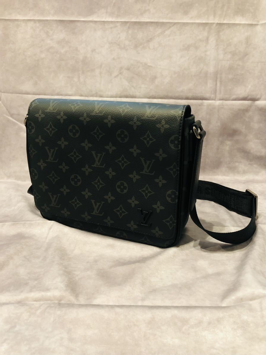 LOUIS VUITTON ルイヴィトン M46255 ディストリクトPM NV3 モノグラム エクリプス メッセンジャーバッグ ショルダー バッグ_画像1