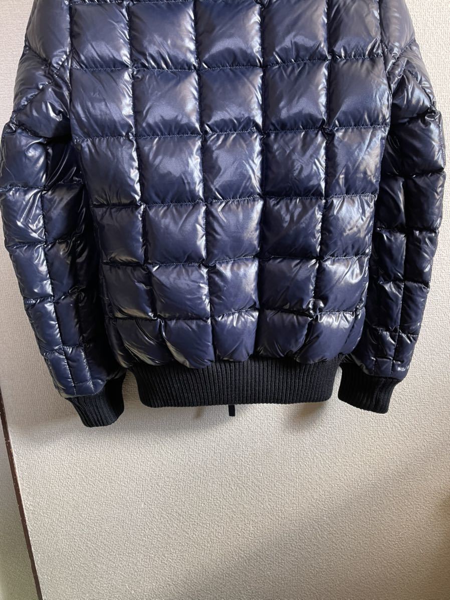 【良品】【フード取外し可能】 AKM × DUVETICA エイケイエム デュベティカ DOWN JACKET スクエアステッチ ダウンジャケット ブルゾン NAVY_画像6