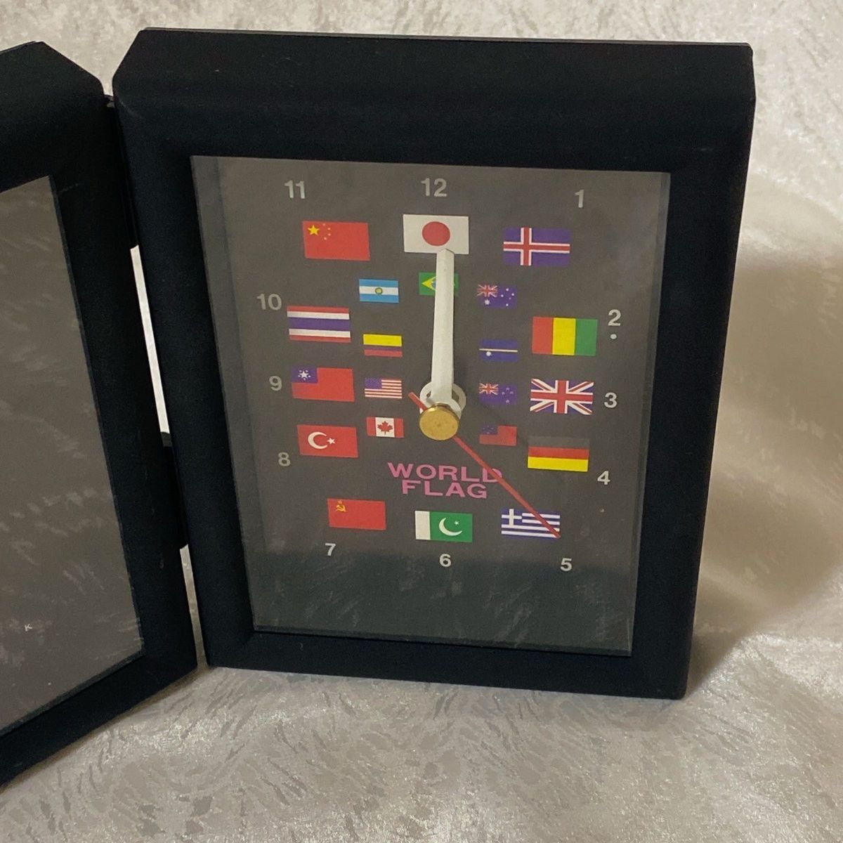 昭和レトロ　WORLD FLAG時計　写真たて　置き時計