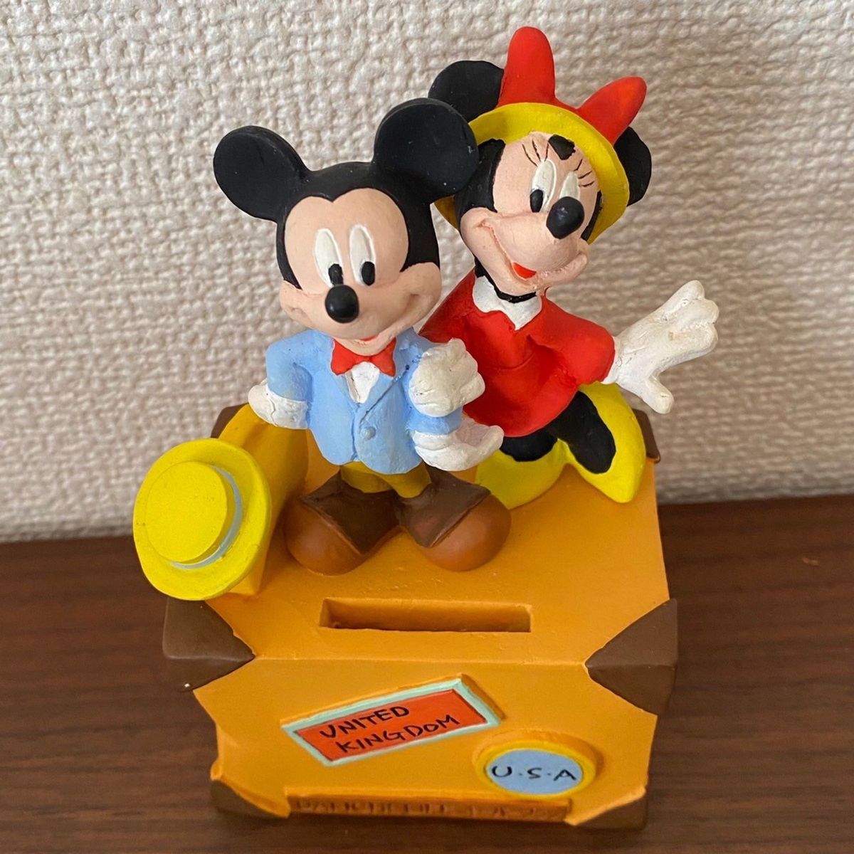 昭和レトロ ミッキーマウス写真立て ミッキー ミニー貯金箱 東京 昭和レトロ ミッキーマウス写真立て ミッキー ミニー貯金箱 東京