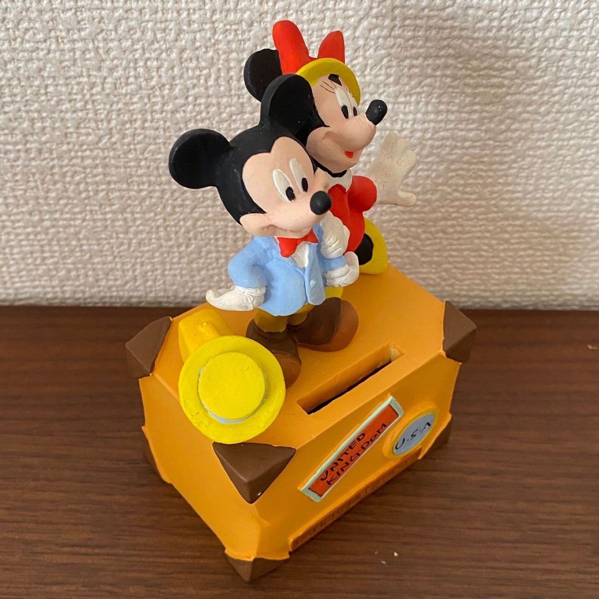 昭和レトロ ミッキーマウス写真立て ミッキー ミニー貯金箱 東京 昭和レトロ ミッキーマウス写真立て ミッキー ミニー貯金箱 東京