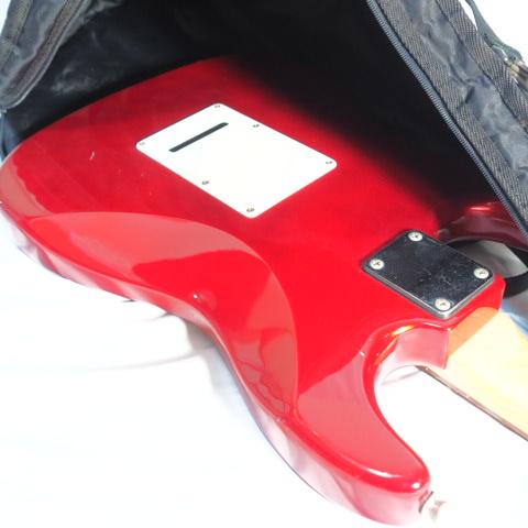 LEGEND LST-X ストラトタイプ エレキギター マッチングヘッド Fenderケース付 レジェンド By Aria ProⅡ/160サイズ_画像10