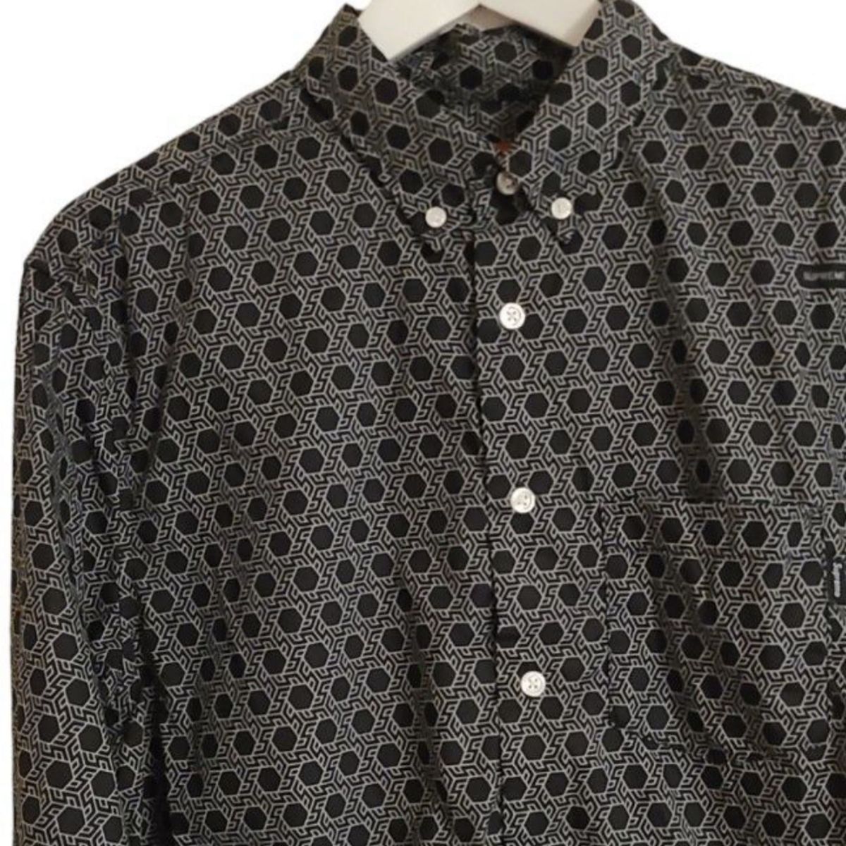 Supreme シュプリーム19AW Monogram L S Shirt 総柄 長袖シャツ Supreme シュプリーム19AW Monogram L S Shirt 総柄 長袖シャツ