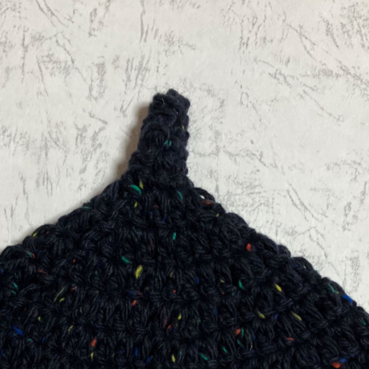 ハンドメイドメイド　手編み　どんぐり帽子　ふんわり暖かなアクリル00% 頭まわり40から45センチくらいのベビーサイズ