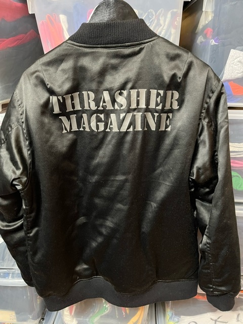 J-27★THRASHER スラッシャー MA-1タイプジャケット 黒 美品!! XL　送料無料！！_画像2