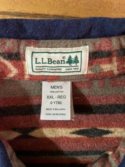 J-85★USA古着 2XL 無地 厚手生地コットンシャツ L.L.Bean ダークネイビー　送料無料！！_画像3