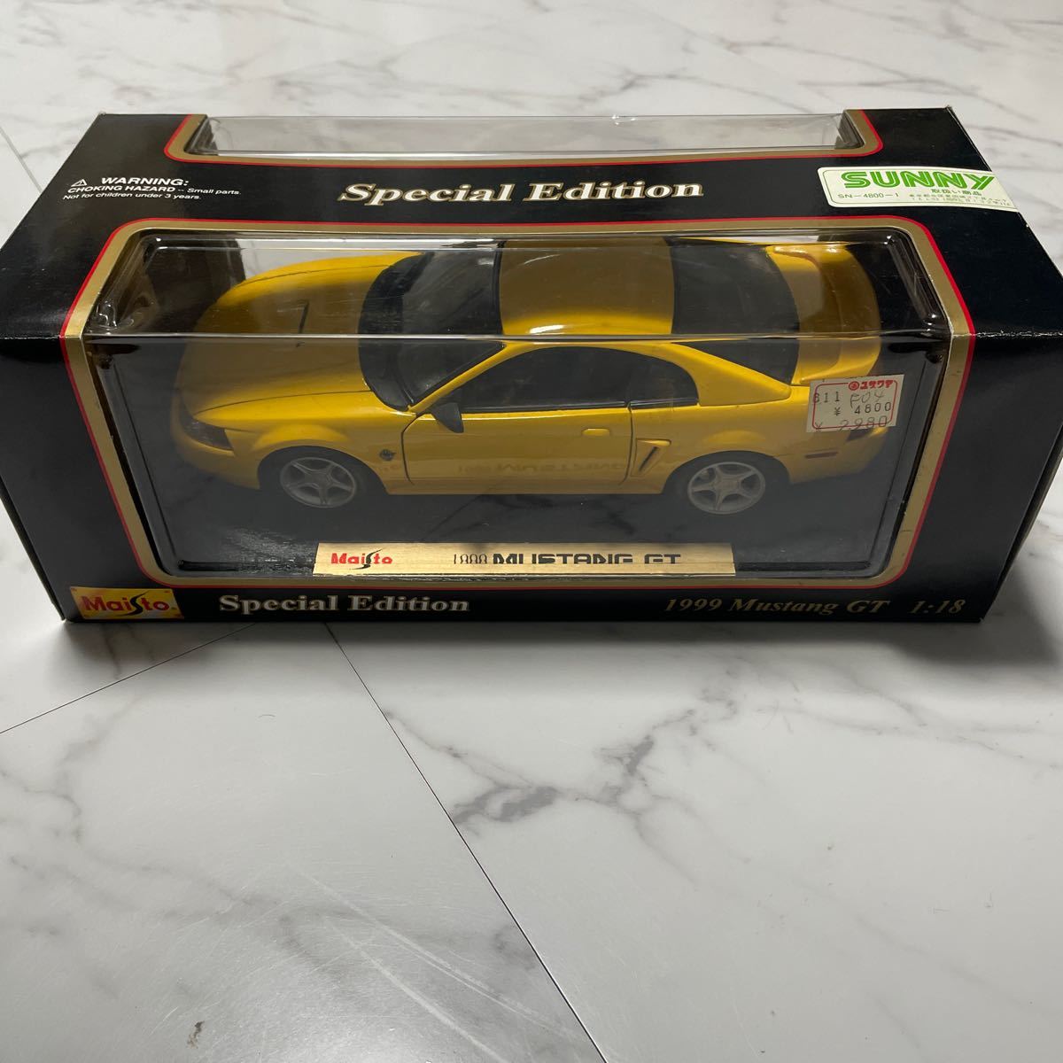《箱付き》【1/18スケール】1999 Mustang GT Maisto ミニカー 模型 コレクション放出 メタルダイキャスト Special Edition 黄 イエロー_画像1