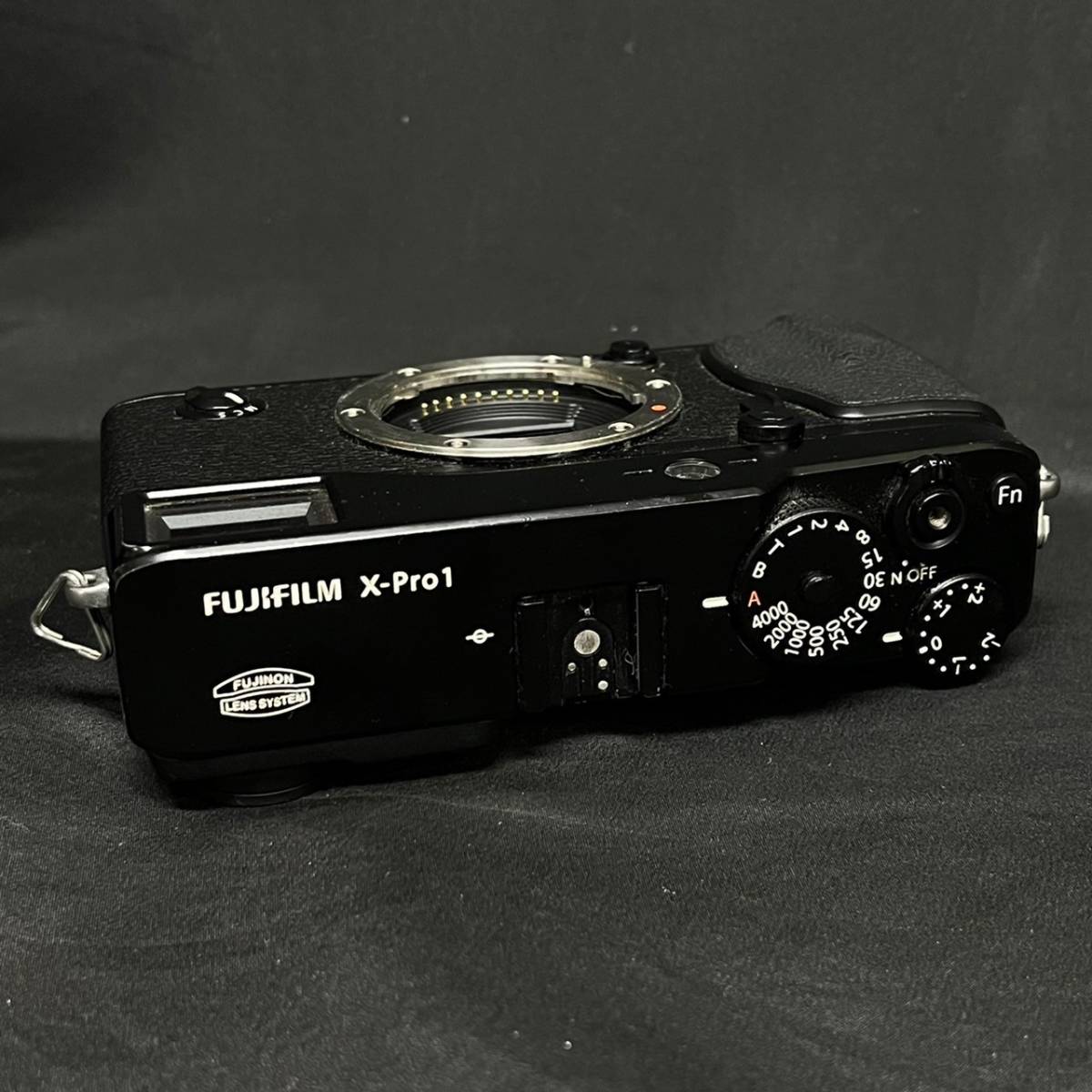 CKK129H FUJIFILM 富士フイルム ミラーレス一眼レフカメラ X-Pro1 ボディ_画像3