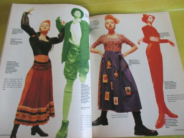 洋雑誌)　i-D magazine No.61 AUGUST 1988 Terry Jones　fashion mode culture design ファッション モード カルチャー デザイン_画像4